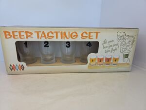 Vintage Wemco Beer Flight Tasting Set w/Wooden Flight Paddel & 4 Glasses New NIB
